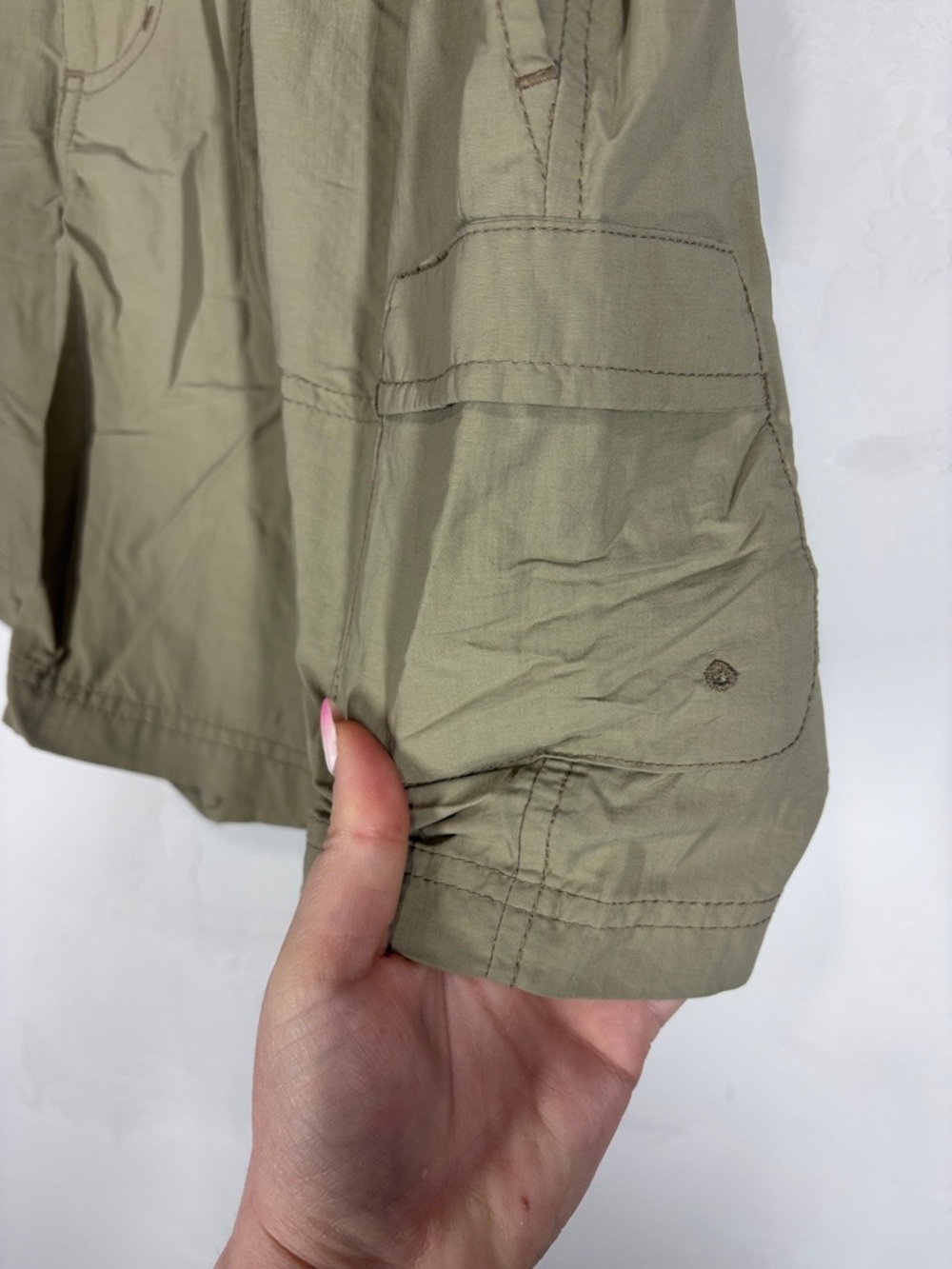 Columbia nylon tan cargo shorts size medium - Picture 5 of 11